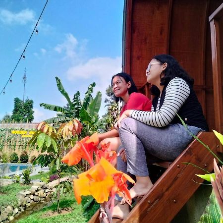 Wooden House Paseban Villa Bogor Bagian luar foto